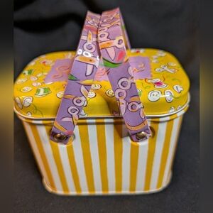 Muffy VanderBear Basket Sewing Lesson Apron Fabric Pattern Template Yellow Tin